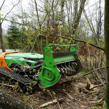 O polovinu lehčí nosič - Green Climber