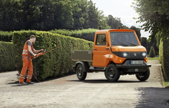 Užitkový elektromobil EVUM aCar 4x4