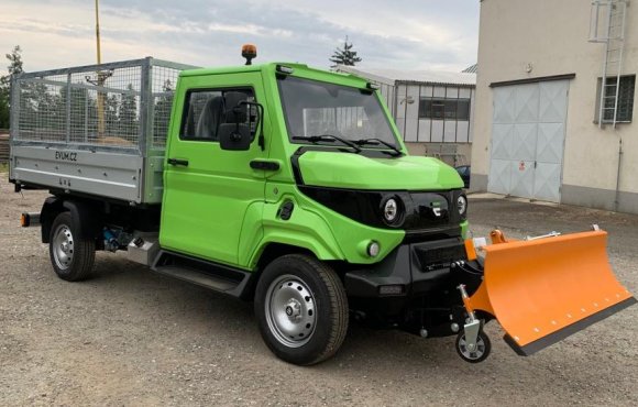 Užitkový elektromobil EVUM aCar 4x4