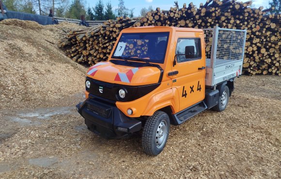 Užitkový elektromobil EVUM