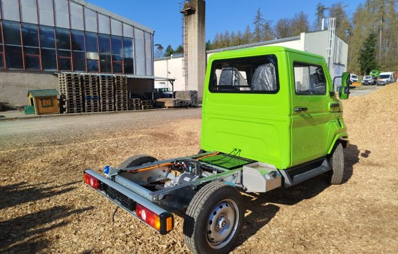 Užitkový elektromobil EVUM