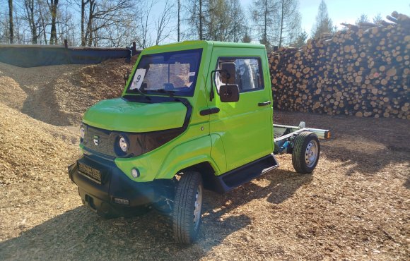 Užitkový elektromobil EVUM