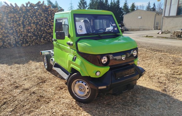 Užitkový elektromobil EVUM