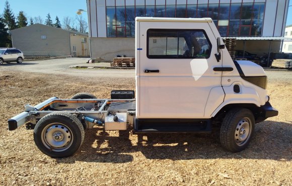 Užitkový elektromobil EVUM