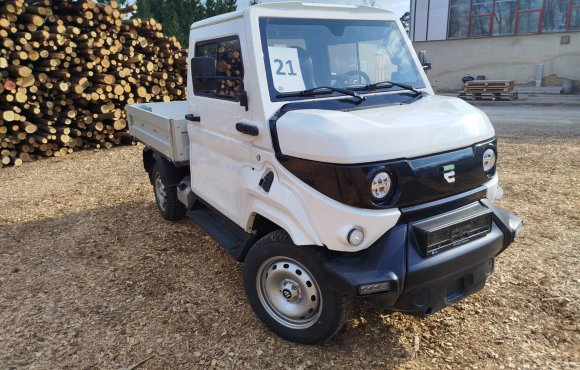 Užitkový elektromobil EVUM