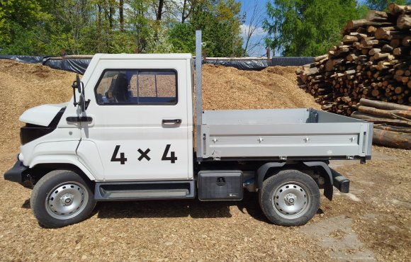 Užitkový elektromobil EVUM