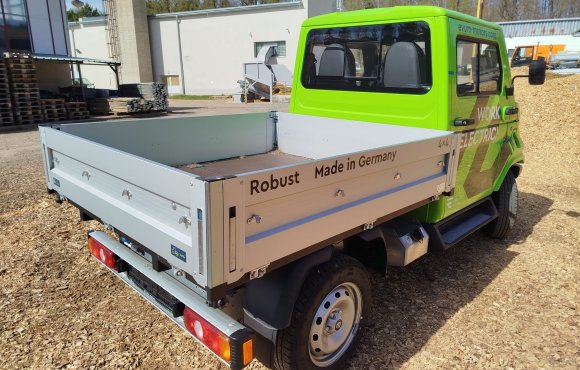 Užitkový elektromobil EVUM