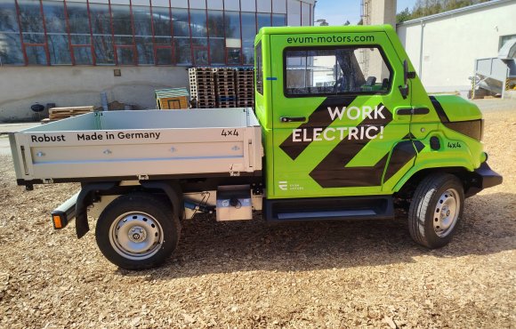 Užitkový elektromobil EVUM