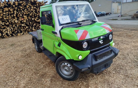 Užitkový elektromobil EVUM