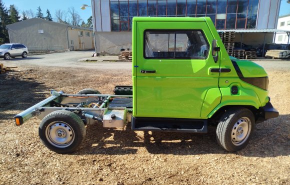 Užitkový elektromobil EVUM