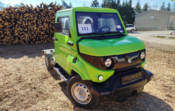 Užitkový elektromobil EVUM