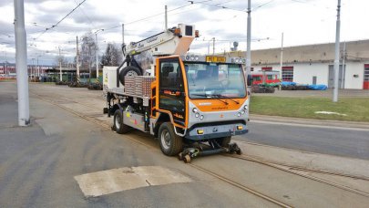 Montážní vůz trolejového vedení v Olomouci